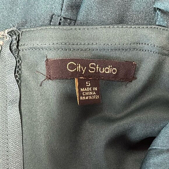 NWT CITY STUDIOS Juniors' Draped Top Green Skater Dress | 6 Juniors - Picture 9 of 11